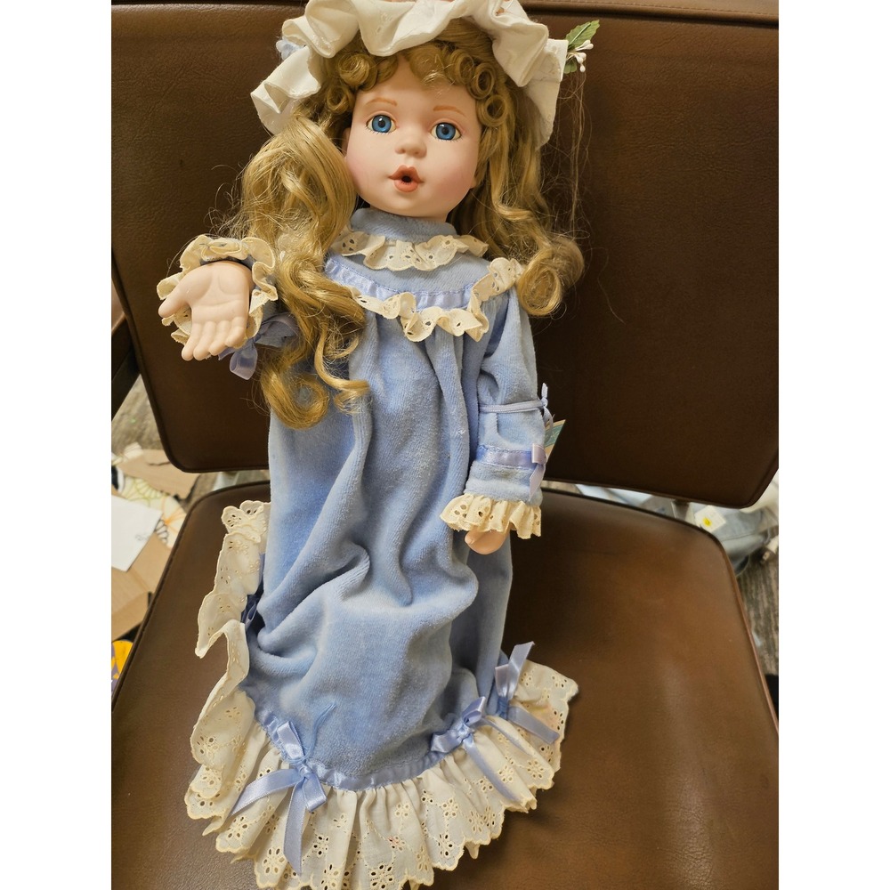 Sandra Kuck A Kiss Goodnight Porcelain Doll Blue Nightgown Eyelet Lace Blonde